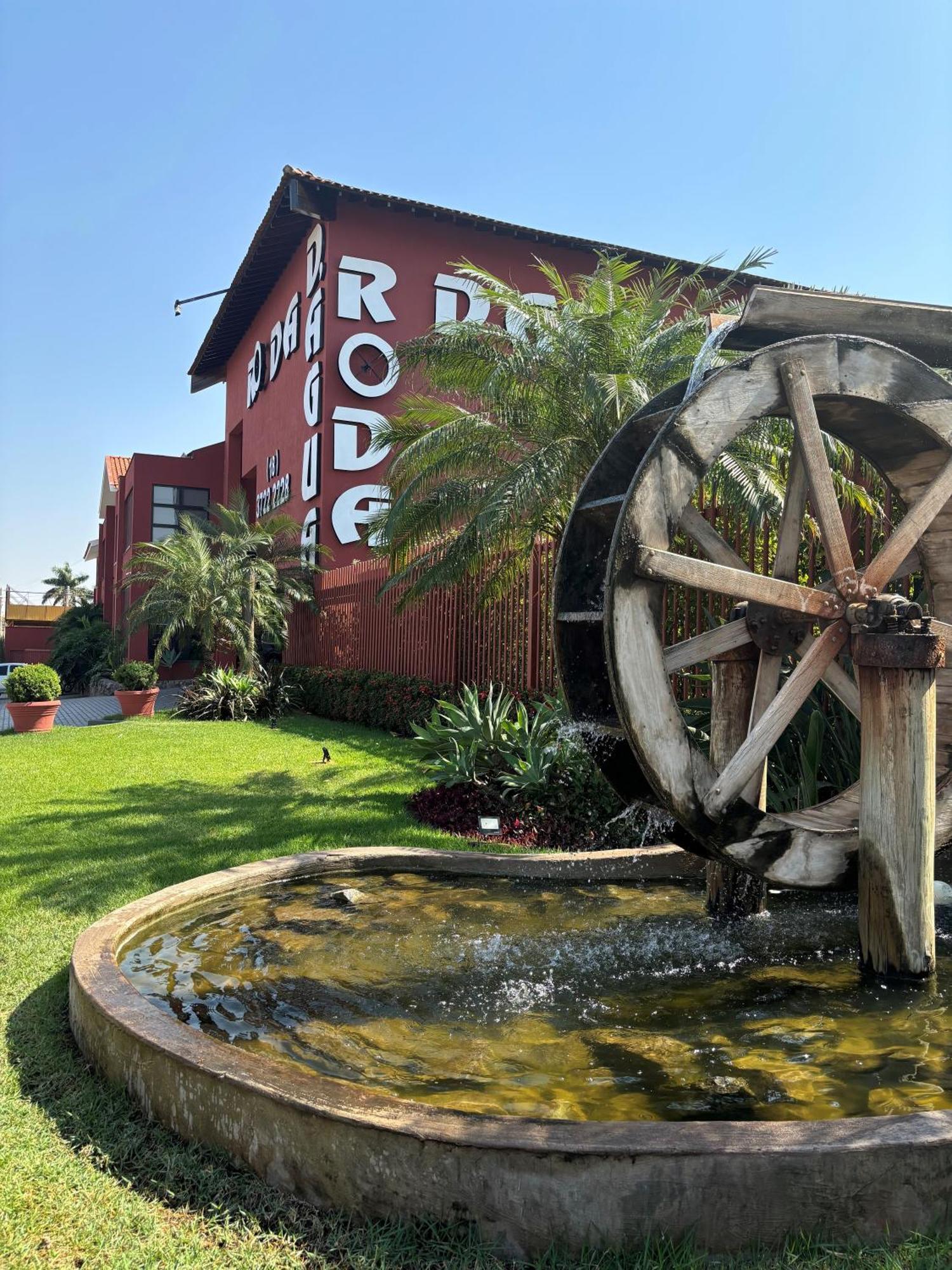 Hotel Roda D'Agua Andradina Eksteriør bilde